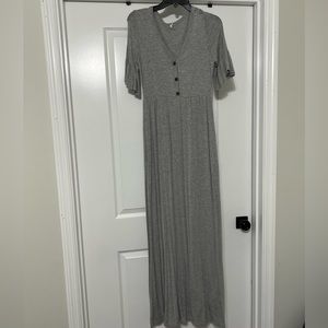 Maternity maxi dress